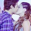 León y Vilu en el final de "Violetta 2"